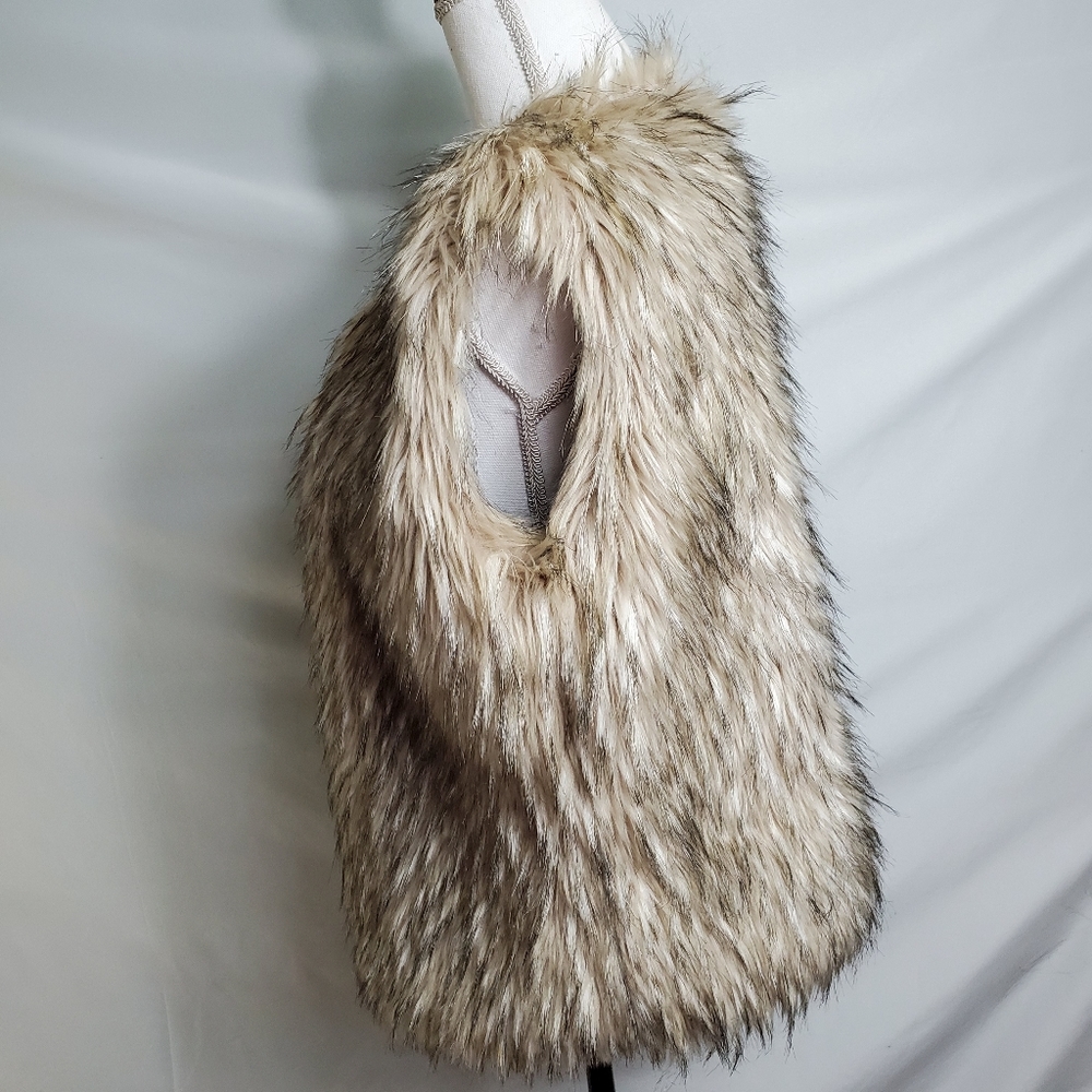 Mixit Faux Fur Lined Sleeveless Vest Sz S… - Picture 4 of 8